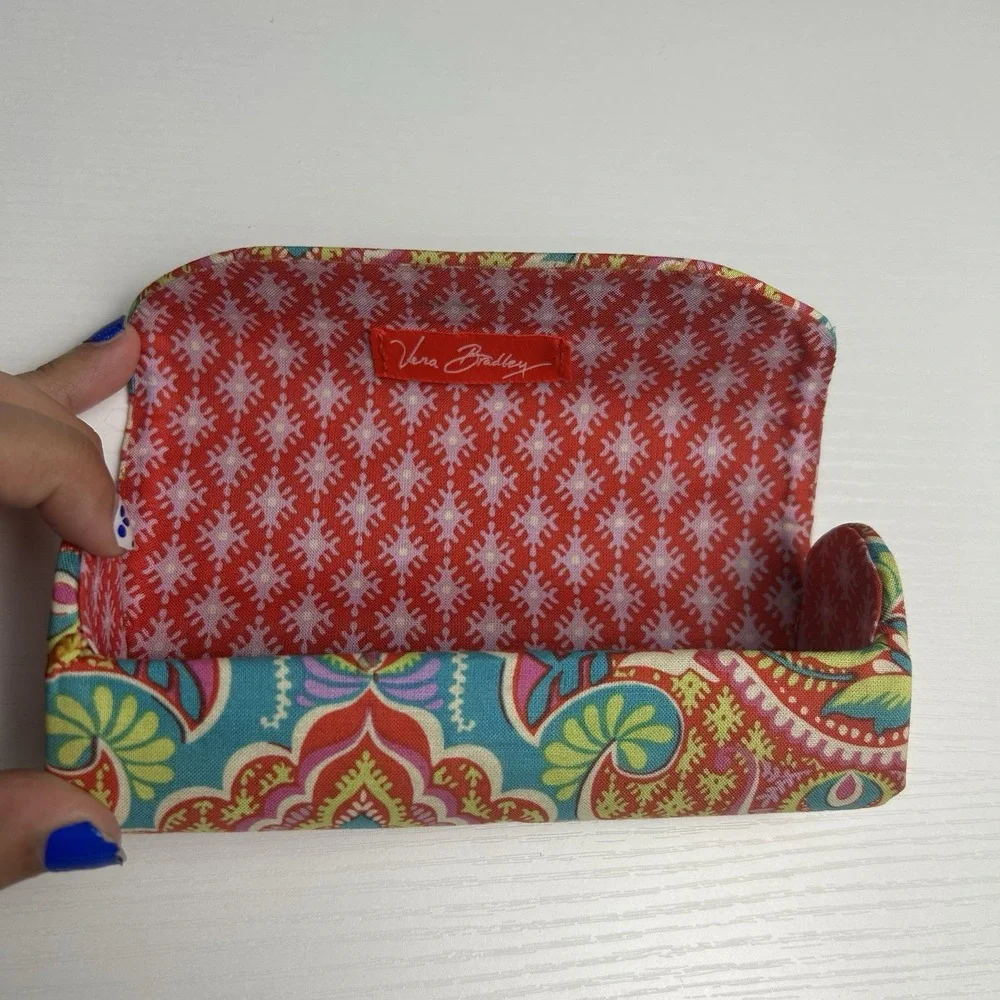 Vera Bradley Eye Glass Case PAISLEY IN PARADISE Magnetic Closure Sunglasses